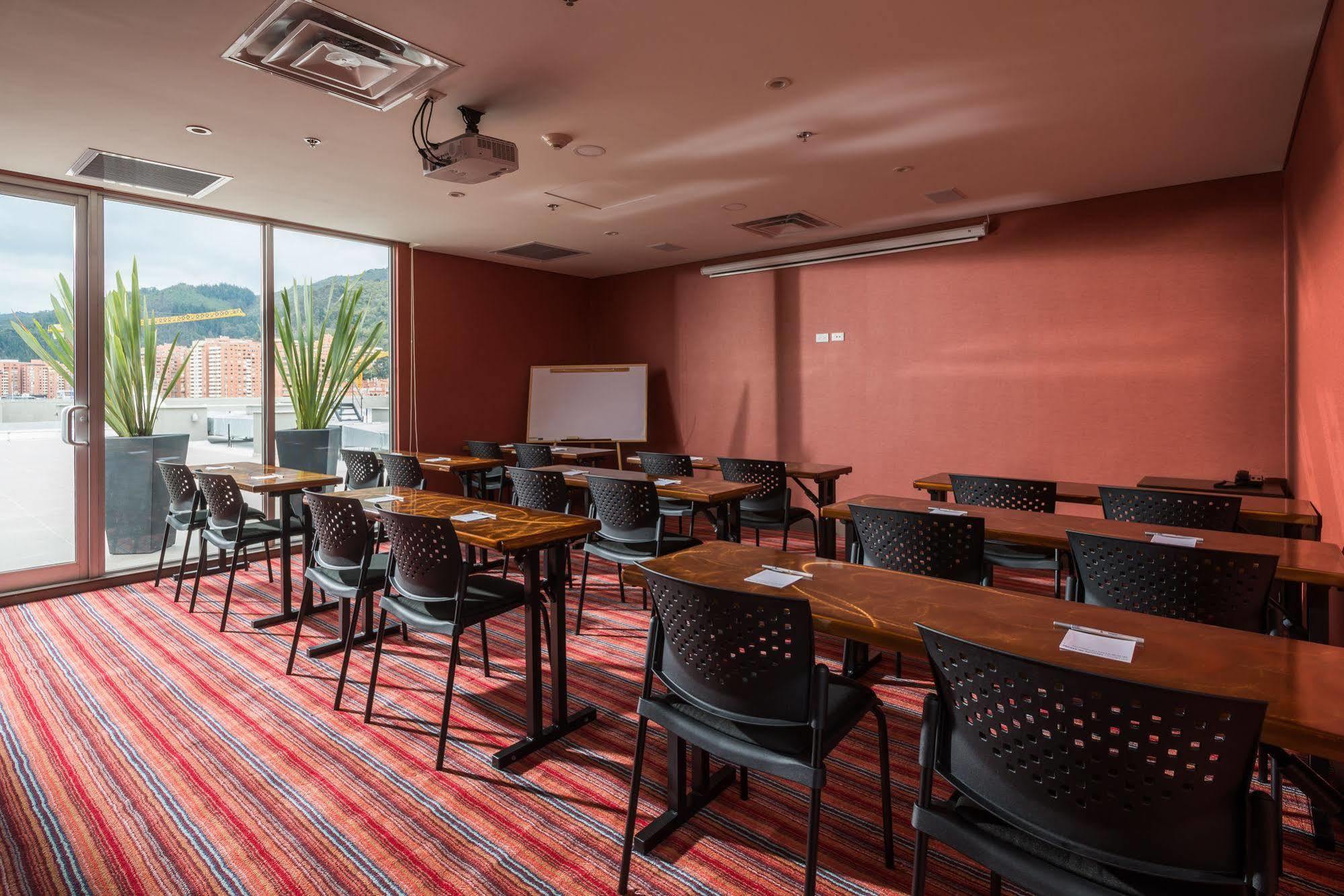 Hampton By Hilton Bogota Usaquen Экстерьер фото